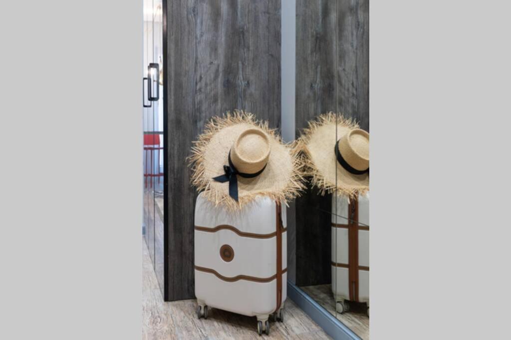 The Modern Vagabond Appartement Milazzo Buitenkant foto