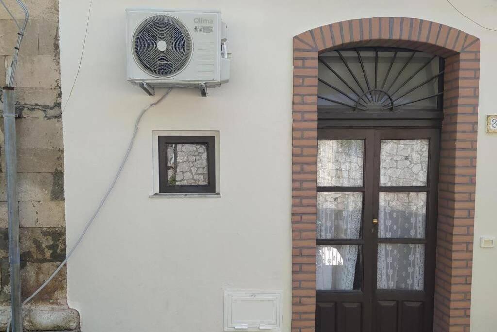 The Modern Vagabond Appartement Milazzo Buitenkant foto